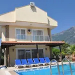 Villa Mountain View